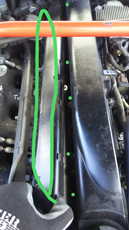 スカイライン GT-RのR32GT-R・カムカバーガスケット・ＤＩＹ作業に関するカスタム事例の投稿画像6枚目