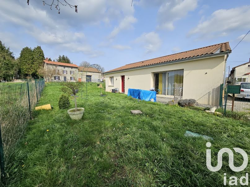 Vente maison 4 pièces 85 m² à Oradour-sur-Glane (87520), 159 000 €