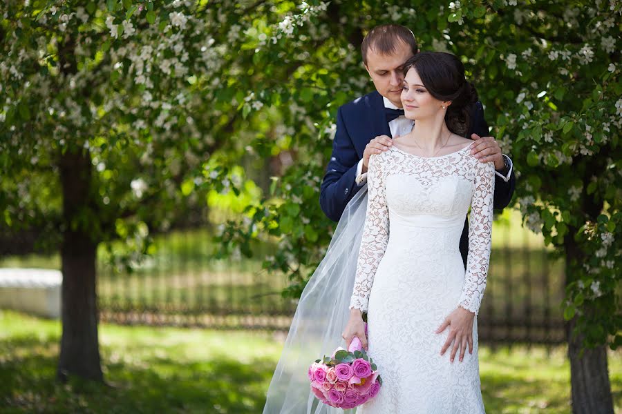 Fotógrafo de casamento Dmitriy Khomyakov (texx). Foto de 25 de dezembro 2014