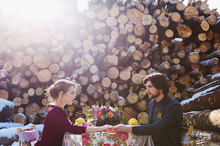 Fotógrafo de casamento Mikhail Zykov (22-19). Foto de 18 de março 2016