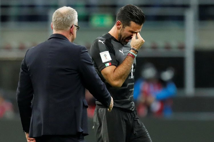 Buffon en larmes : "Je suis désolé, désolé"