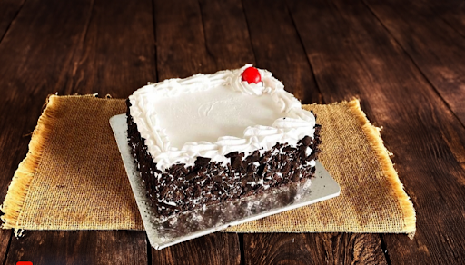 Black Forest Couple Cake [250 Gms]