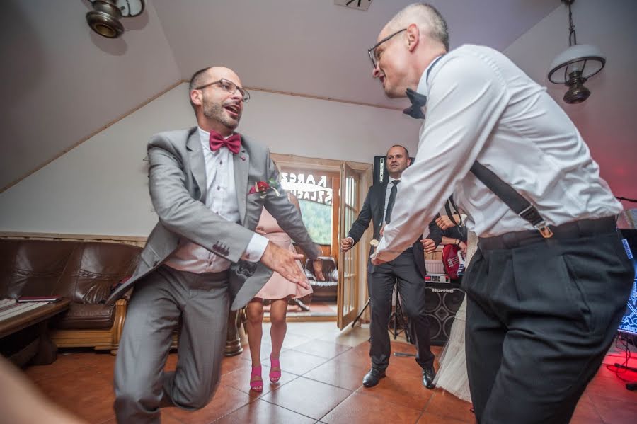 Fotógrafo de casamento Katarzyna Jabłońska (jabuszko). Foto de 15 de fevereiro 2017