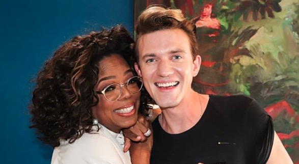 Oprah with Gert-Johan Coetzee at his studio in Johannesburg.