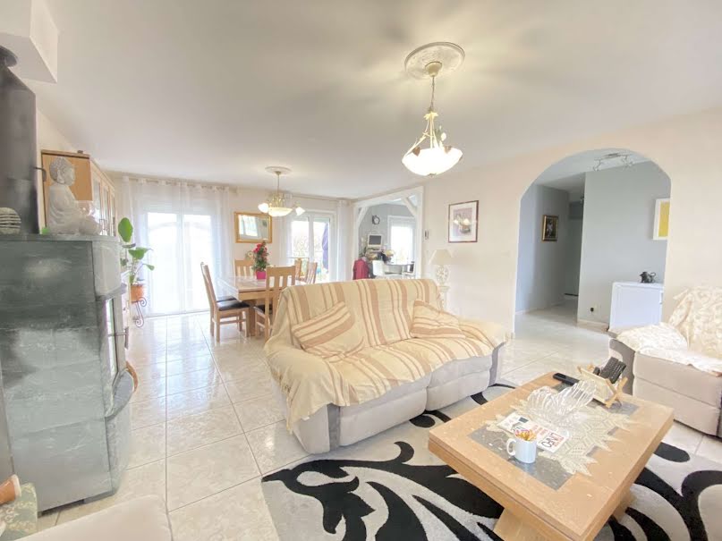 Vente maison 5 pièces 117 m² à Genlis (21110), 298 000 €