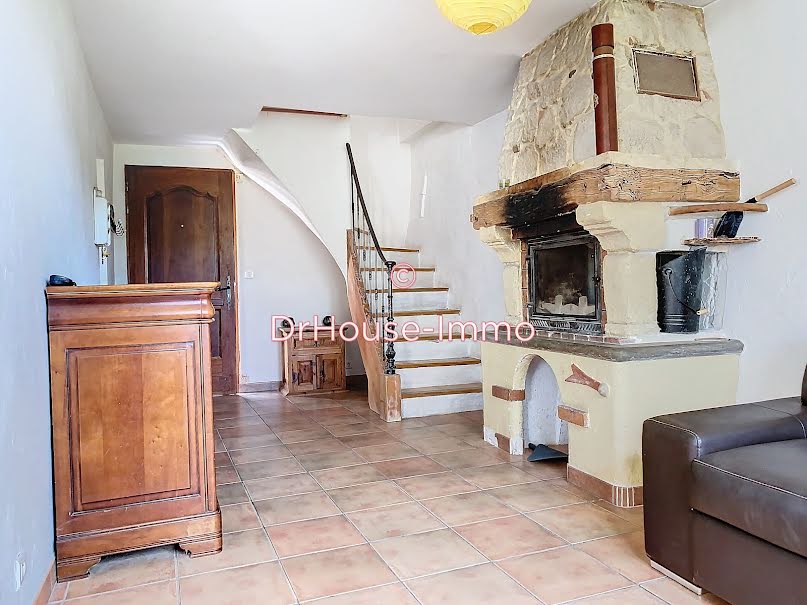 Vente maison 5 pièces 85 m² à Castellane (04120), 127 000 €