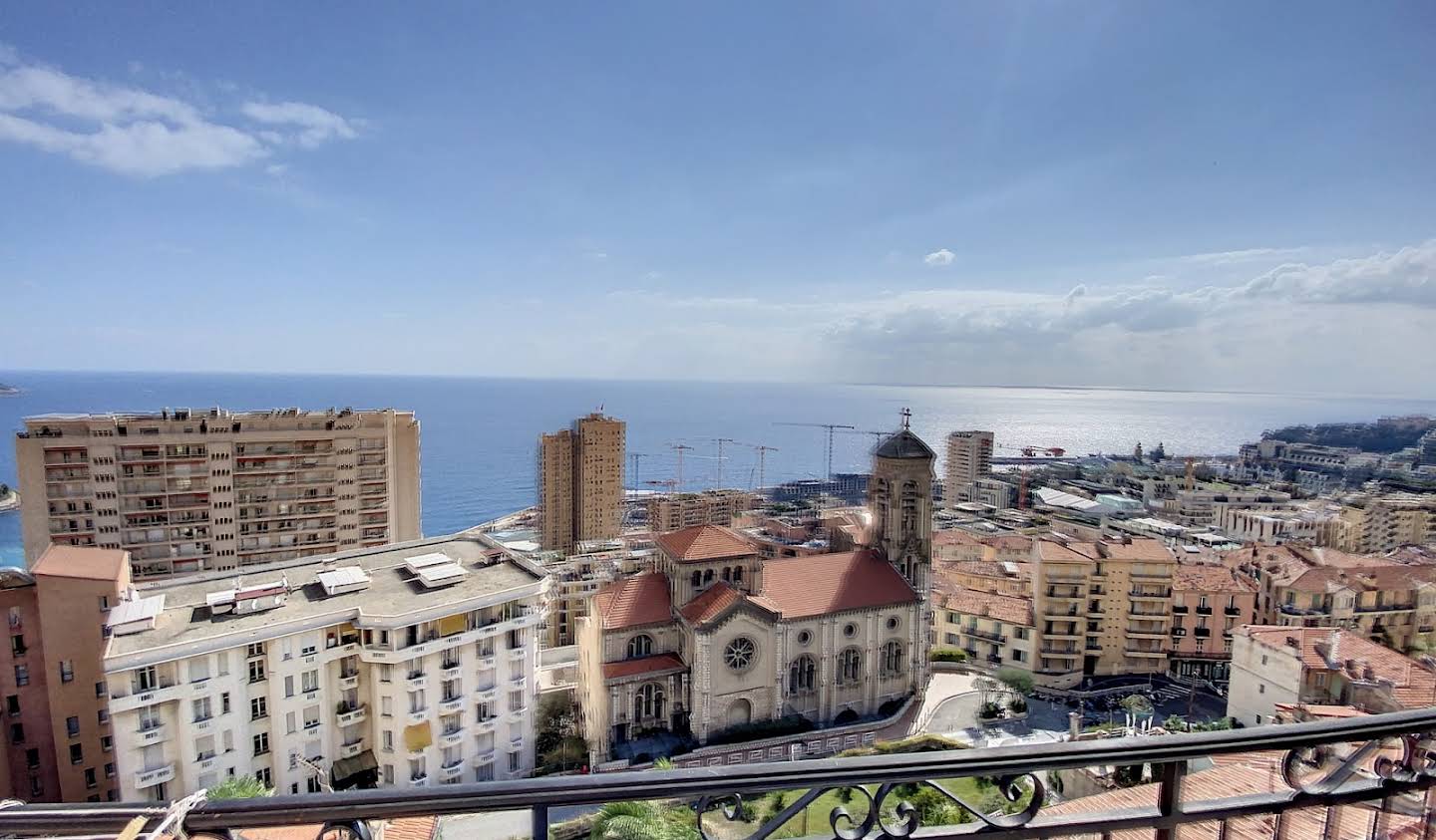 Apartment with terrace Beausoleil