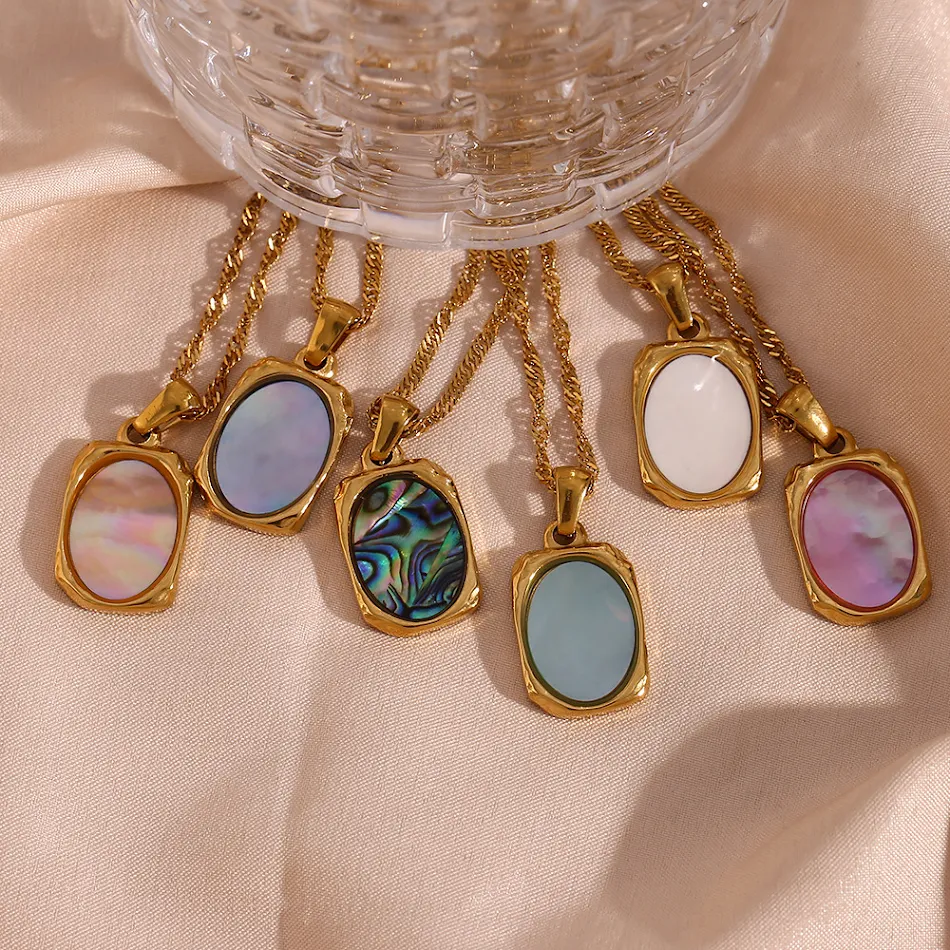 Mode eenvoudige speciale interesse lichte luxe ornament roestvrijstalen rechthoekige schelp spiegel hanger ketting voor een stijlvolle uitstraling.