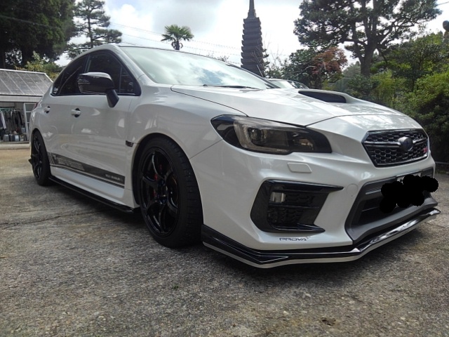 WRX STIの右斜め前写真展・前期→後期に関するカスタム事例の投稿画像3枚目