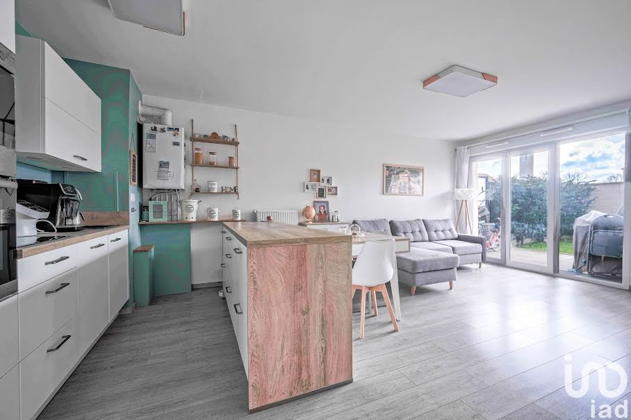 Vente appartement 3 pièces 65 m² à Neufmoutiers-en-Brie (77610), 249 000 €