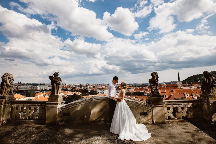 Fotografo di matrimoni Yulya Pushkareva (feelgood). Foto del 6 agosto 2017