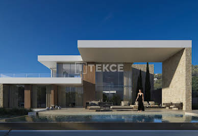 House with pool and terrace 18