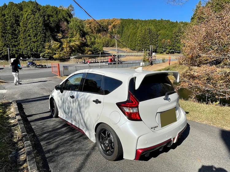 ノートeパワーのノートe-POWER NISMO S・HE12・サーキット走行・FDA・部分月食に関するカスタム事例の投稿画像6枚目