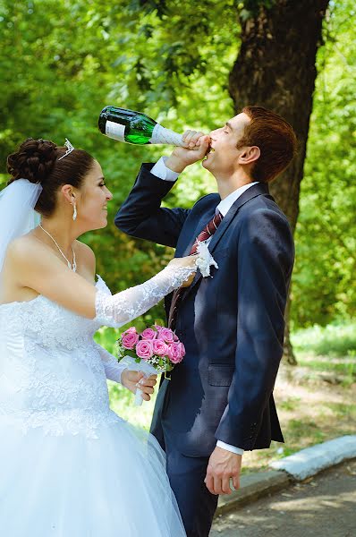 Fotógrafo de casamento Aleksey Mikhaylov (alexey2013). Foto de 8 de janeiro 2016