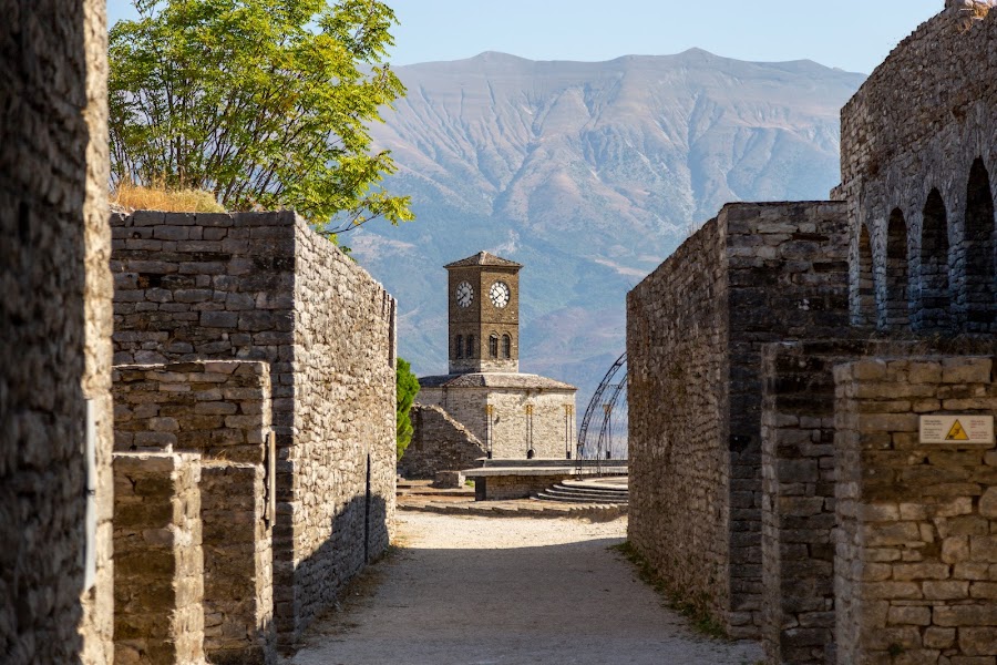 zamek Gjirokastra, wieża zegarowa