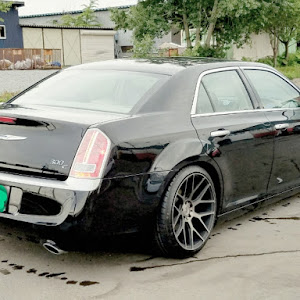 300C