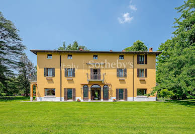 Villa avec piscine et jardin 4