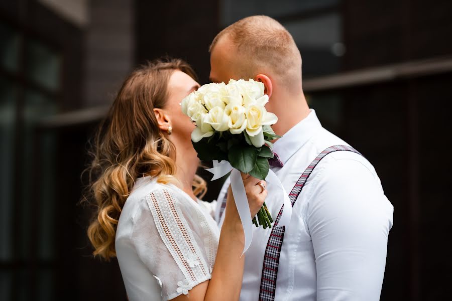 Wedding photographer Irena Savchuk (irenasavchuk). Photo of 11 April 2022