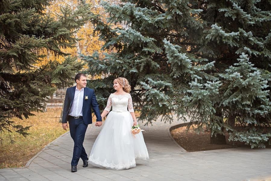 Fotografo di matrimoni Olesya Kharchenko (mrsharchenko). Foto del 12 marzo 2020