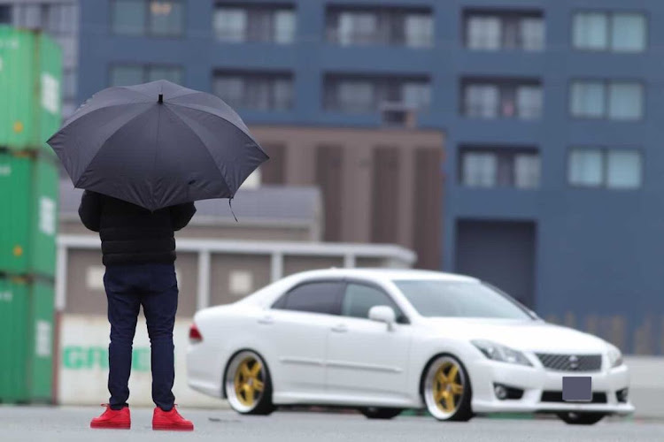 クラウンアスリートのコロナが早く終息しますように・目指せPickUpCars・Canon・一眼レフに関するカスタム事例の投稿画像1枚目