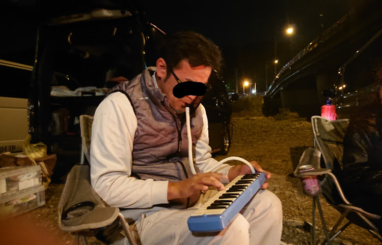 ハイエースバンの多摩オフ・チャラ呑み🏮・謝謝会🙏・ＴからPへメタモルフォーゼ🍑・まささん&HARUさんお幸せに❤️に関するカスタム事例の投稿画像4枚目