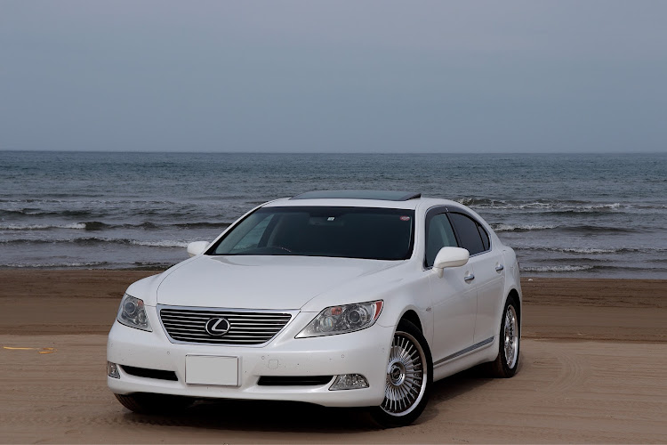 LSの86レビン・16アリスト・LS460・オリスタ・長野に関するカスタム事例の投稿画像3枚目