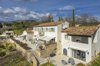 villa à Châteauneuf-Grasse (06)