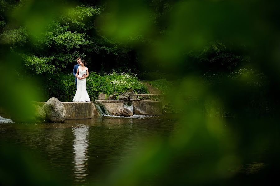 Fotógrafo de bodas Yuriy Luksha (juraluksha). Foto del 30 de septiembre 2014