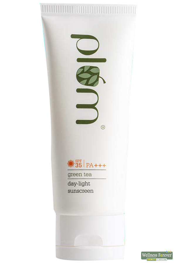 Plum Green Tea Day-Light Sunscreen SPF 35 PA+++ protects  UVA and UVB