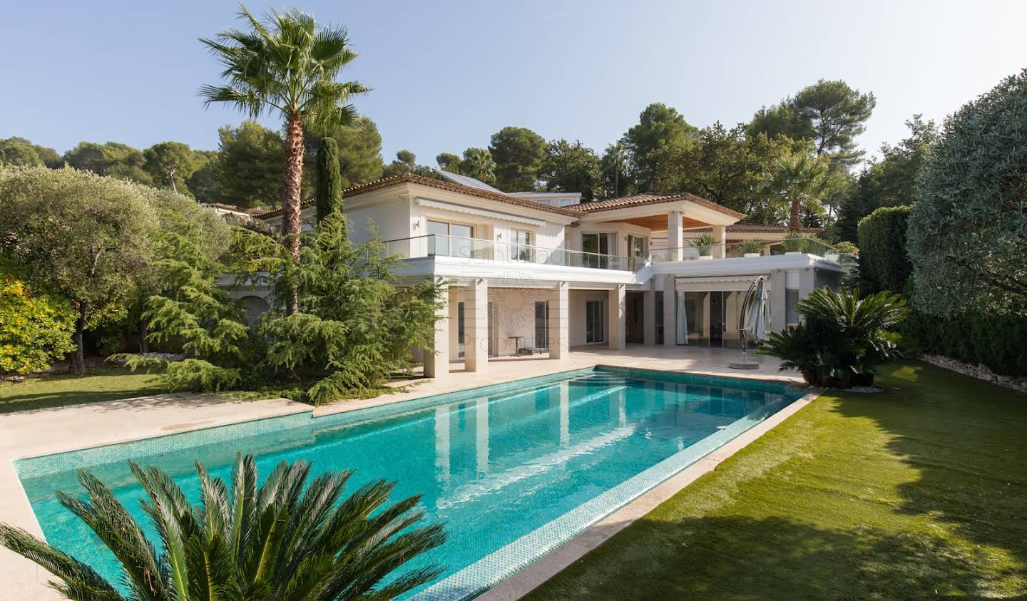 Villa with pool and terrace Mougins