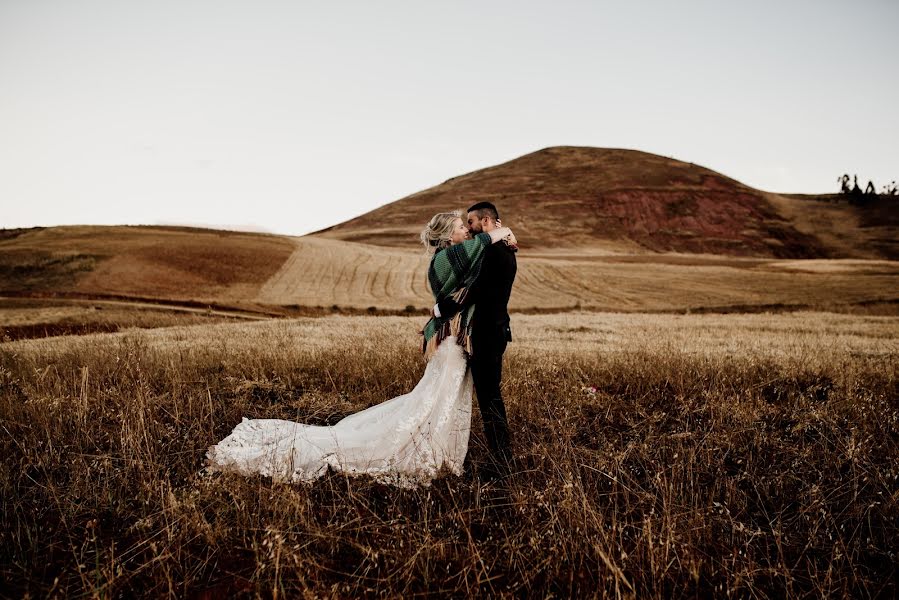 Fotografo di matrimoni Miguel Carbajal (miguelcarbajal). Foto del 28 giugno 2019