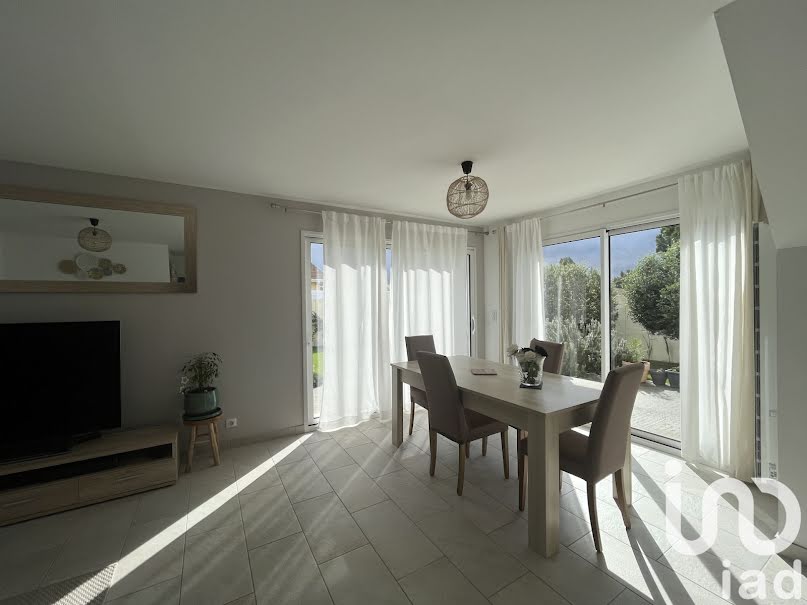 Vente maison 7 pièces 130 m² à Ambares-et-lagrave (33440), 386 000 €