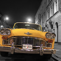 american old yellow taxi di 