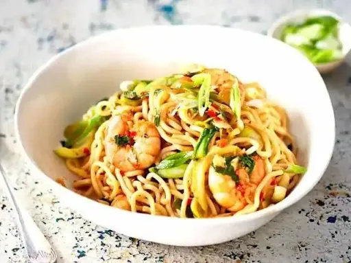 Prawns Hakka Noodles