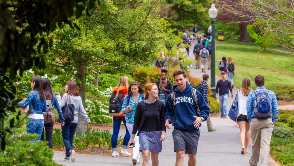 UNIVERSITY OF RICHMOND (23 LAC) HOLA Academy