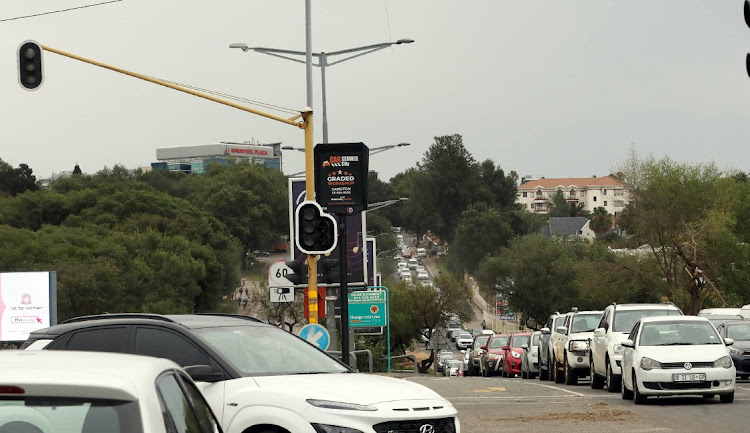 Vehicles are shown stuck in a traffic jam during loadshedding in Sandton, Johannesburg, on December 7 2022. Picture: ANTONIO MUCHAVE