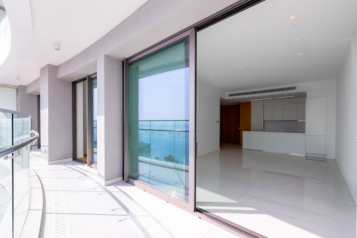 Apartment with pool 5