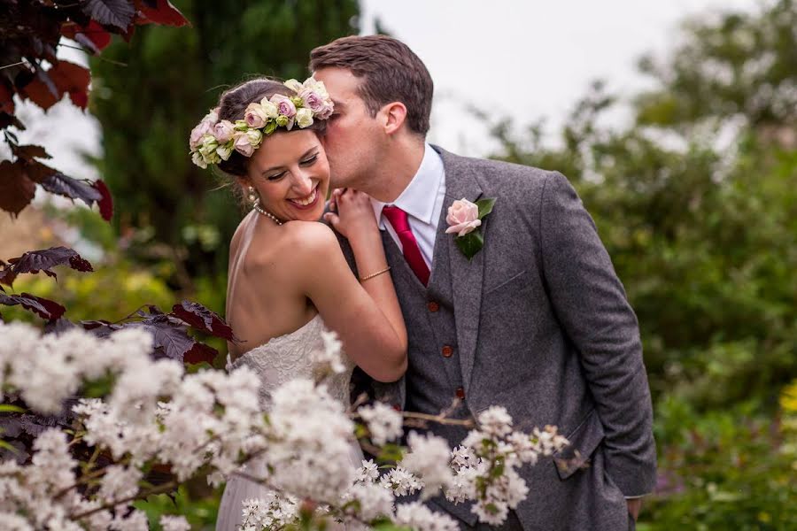 Fotografo di matrimoni Rachel Ulph (rachelulph). Foto del 2 luglio 2019