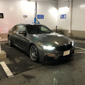 M4 クーペ