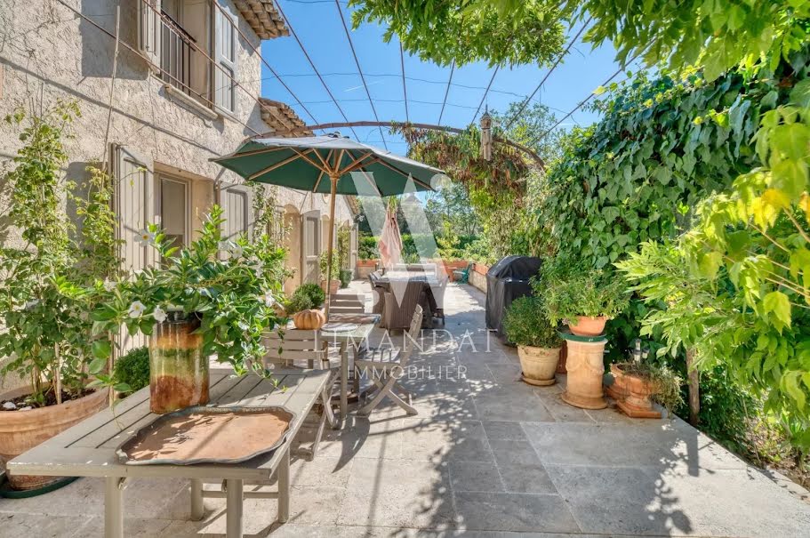 Vente villa 5 pièces 330 m² à Valbonne (06560), 2 950 000 €