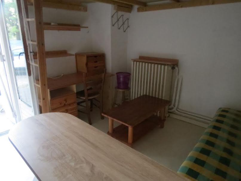 Location meublée appartement 1 pièce 15 m² à Montpellier (34000), 450 €
