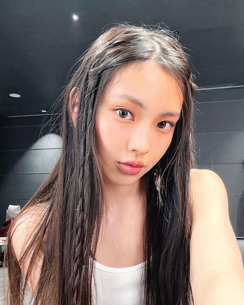 A Viral Comment By NewJeans' Hyein Has Fans Shook At The Reminder Of