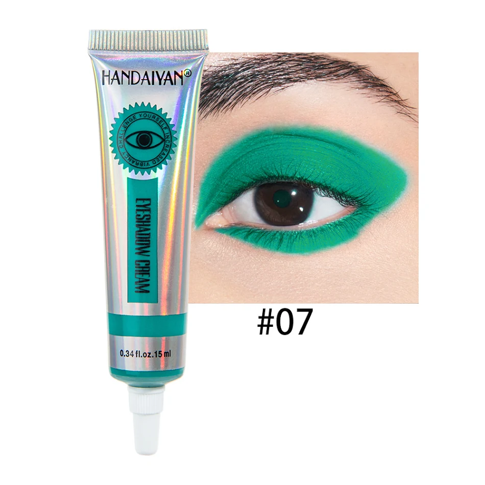 Palette 12 Ombres à Paupières Mattes Longue Tenue Créez des Looks Époustouflants avec des Couleurs Intenses et une Tenue Irréprochable pour les Yeux.