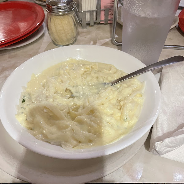 Gluten free alfredo with rice noodles