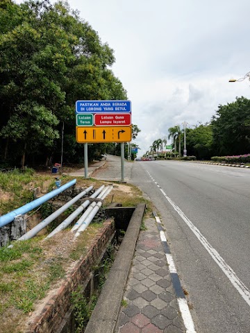 Bukit Besar Hiking Trailhead