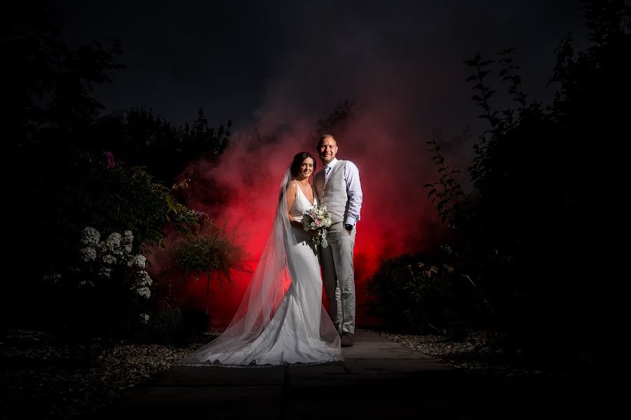 Wedding photographer Andy Wilkinson (a-w-photography). Photo of 11 May 2019