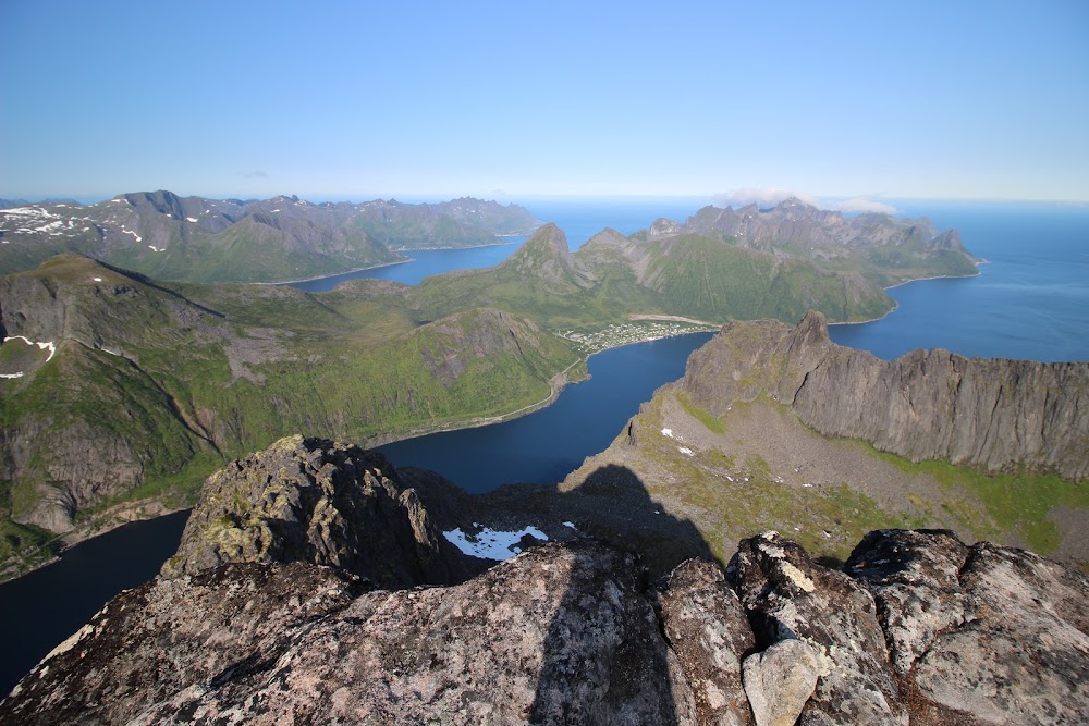 Достижение Hygge (острова Senja, Vesteralen и Lofoten в июле-августе 2019)