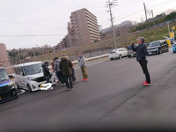 デイズルークスのオートプラネット名古屋 〜Cars&Coffee〜・中華料理・珍車！？・ファミマの駐車場・名古屋遠征に関するカスタム事例の投稿画像10枚目