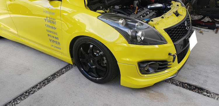 スイフトスポーツの車高調 BLITZ・スイフトスポーツ・zc32s・今年も宜しくお願い致します！に関するカスタム事例の投稿画像3枚目