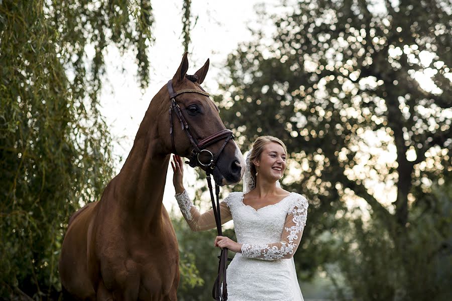 Fotografo di matrimoni Els Korsten (korsten). Foto del 26 settembre 2017